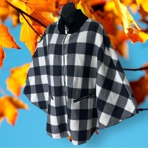 Le Moda Womens Paige Cozy Coat Full Zip Fleece Poncho Buffalo Plaid Black White